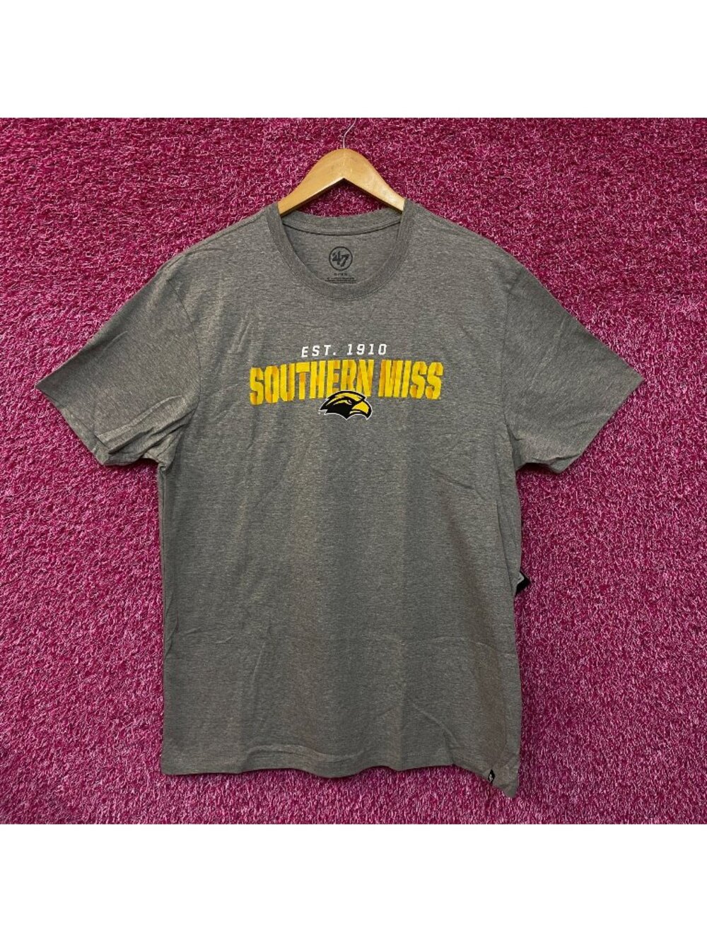 Southern Miss College Football Grey Tshirt size Extra Large